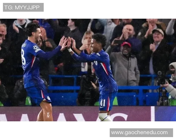 英超精彩对决皇马与那不勒斯战成平局十大进球瞬间回顾 英超精彩对决皇马与那不勒斯战成平局十大进球瞬间回顾