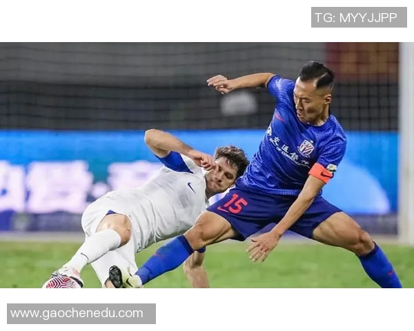 中超激战：里昂大胜尤文图斯乌龙球成比赛转折点