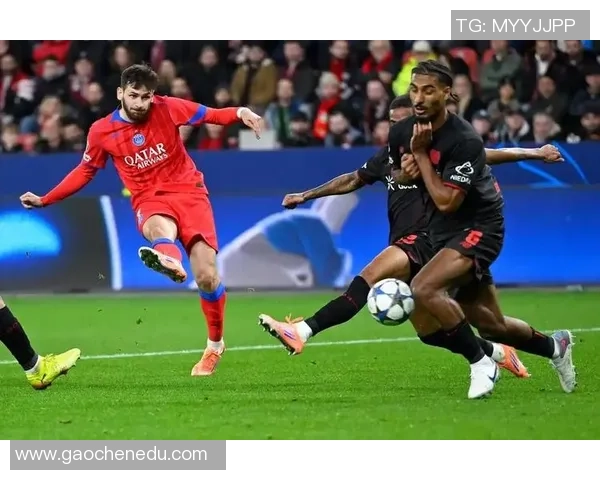 欧冠激战莱比锡大胜巴黎红牌事件引发全场热议与转会传闻