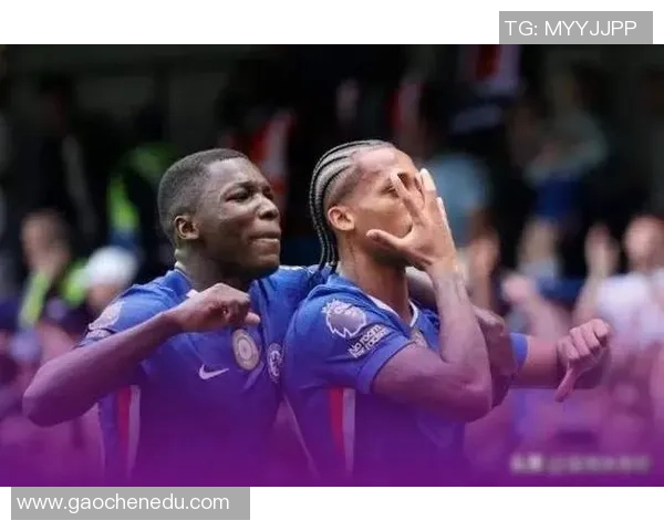 热刺与切尔西友谊赛激战四三神扑时刻引发争议判罚全场沸腾