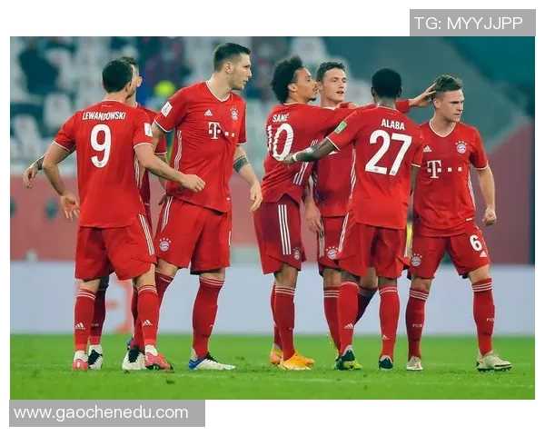 世界杯精彩对决拜仁大胜里昂红牌事件引发全场热议与数据分析 世界杯精彩对决拜仁大胜里昂红牌事件引发全场热议与数据分析