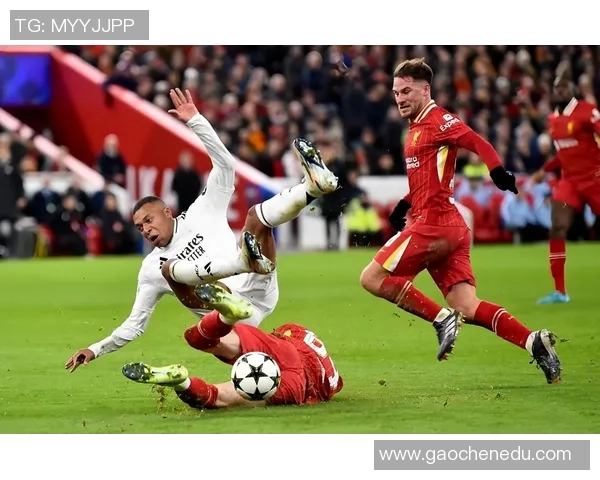 尤文图斯惊险晋级欧冠点球大战击败莱比锡创造历史冷门瞬间