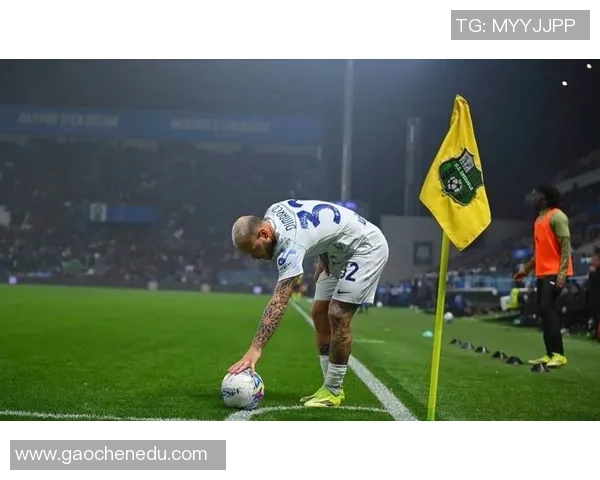 中超精彩对决里昂与国米战成平局逆转瞬间引发全场热烈反响 中超精彩对决里昂与国米战成平局逆转瞬间引发全场热烈反响