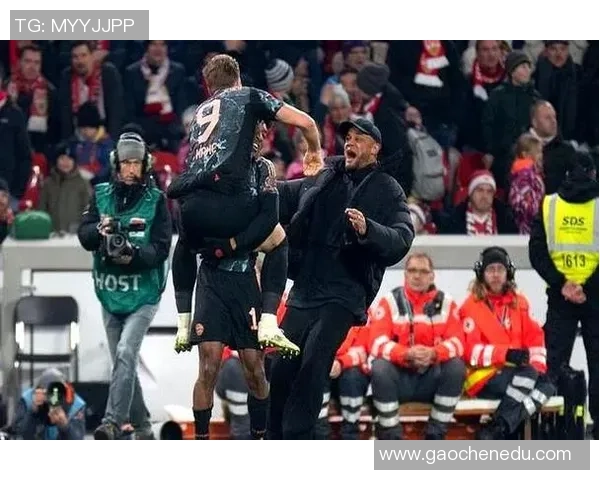 友谊赛尤文图斯与拜仁激战成平局全场焦点瞬间引发热议