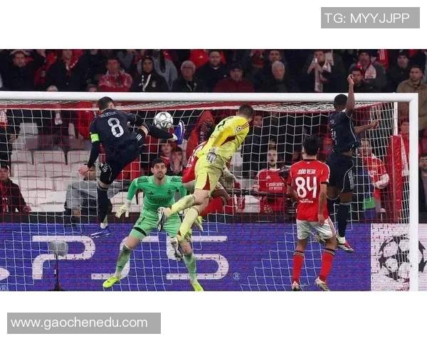 意甲激战：本菲卡大胜皇马红牌争议引发全场热议与高潮