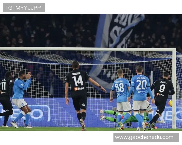 中超精彩对决曼联大胜那不勒斯乌龙球成比赛转折点战术分析