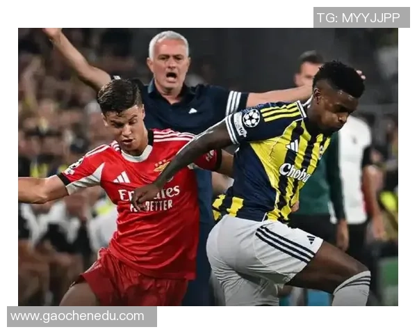 意甲激战利物浦与本菲卡战平点球大战引发争议判罚引全场沸腾