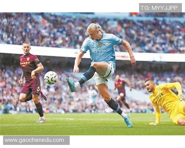 足总杯精彩对决AC米兰5-0曼城帽子戏法引爆全场战术解析